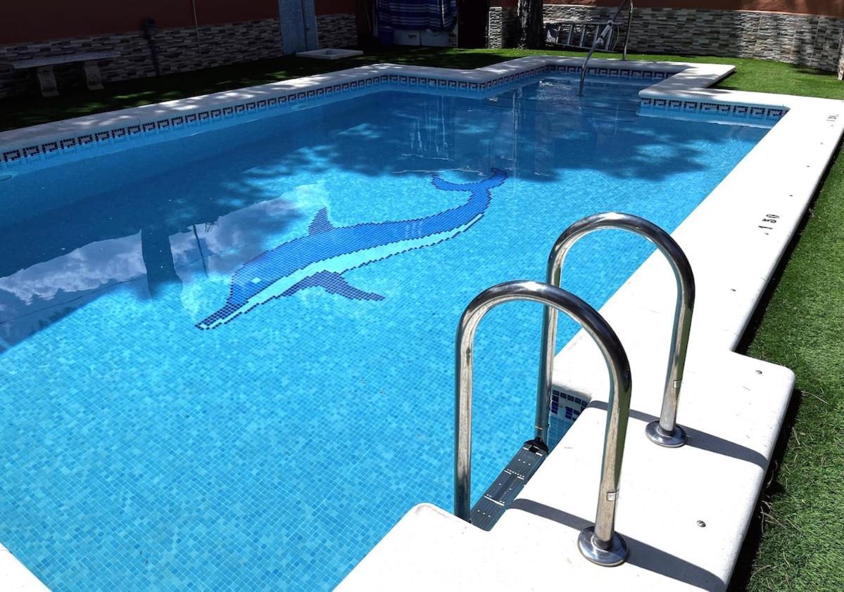 Chalet Los Pinos Con Piscina Privada Ново-Санкти-Петри Экстерьер фото